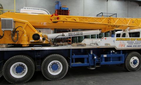 Mobile Crane image